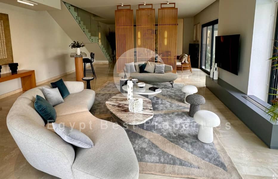 3 b0169300-067c-4a42-82f5-fcd452660031. jpeg