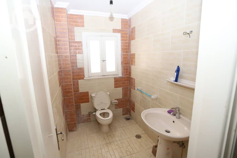 17 Untitled-1_0004_WhatsApp Image 2025-12-14 at 7.44. 10 PM (1). jpg