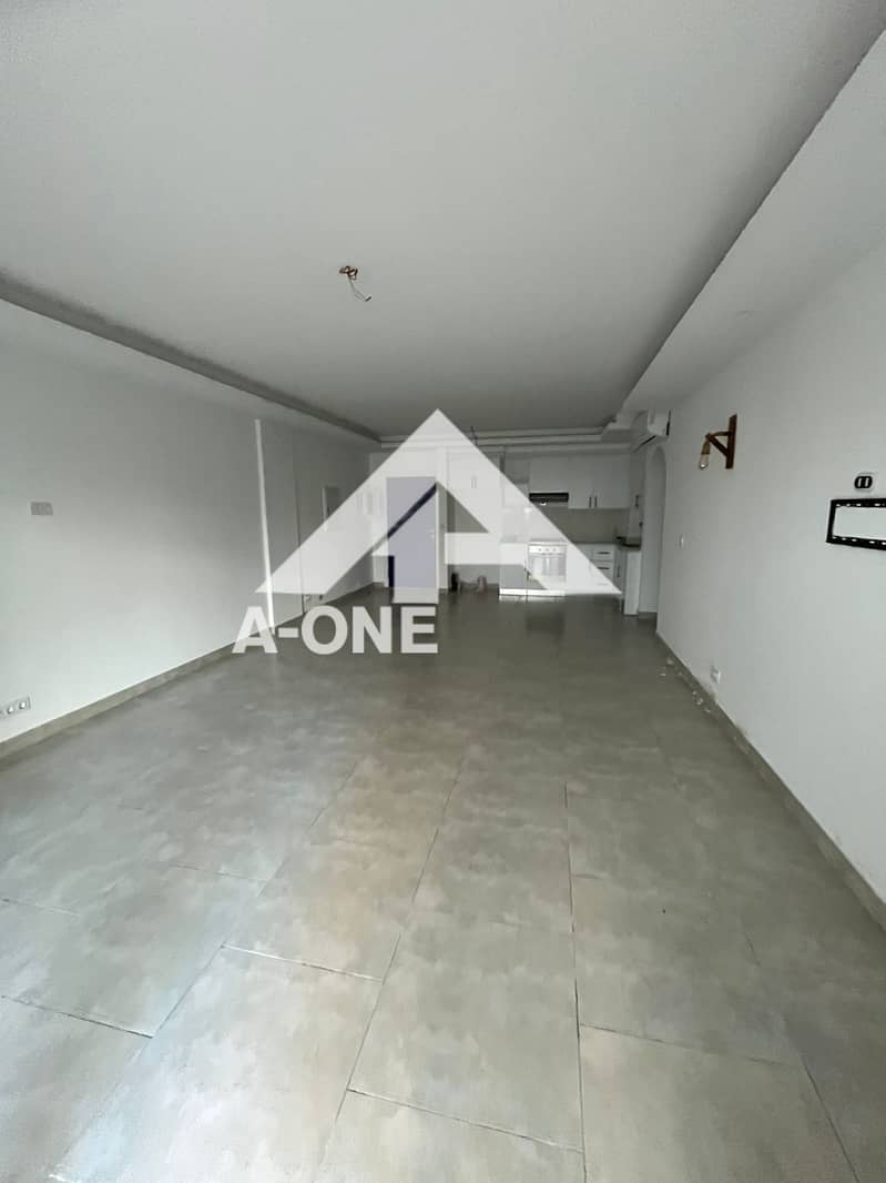 11 0aecc3d2-9757-4b17-b876-558abce97fb9. jpg