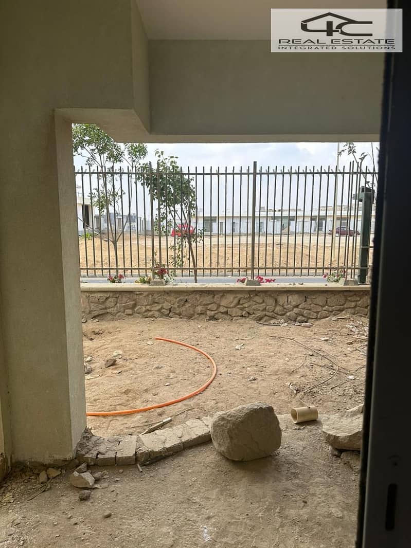 18 WhatsApp Image 2025-02-11 at 1.50. 55 PM (1). jpeg