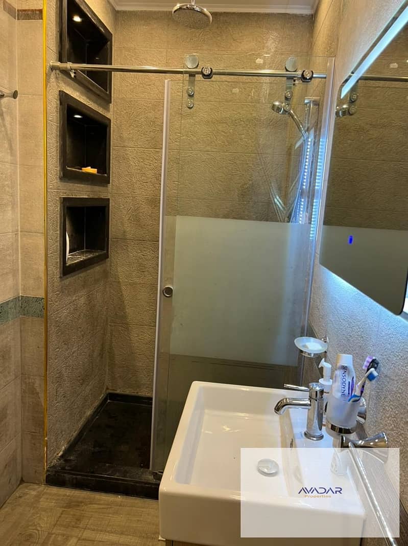 7 60c5340b-9595-4388-b29e-70608f71c81d. jpg