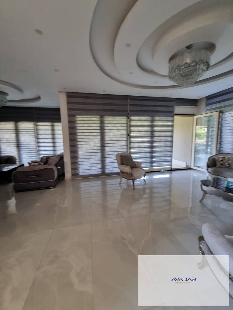 22 b6497b3f-a28c-4c4a-a708-788f25d2785d. jpg