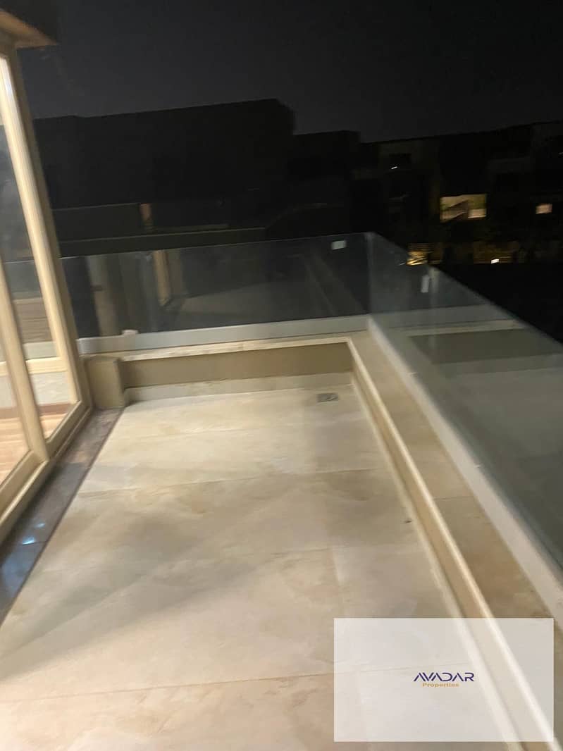 24 bdd2afd2-ac91-46cb-8ba8-c3e51a2dcf39. jpg