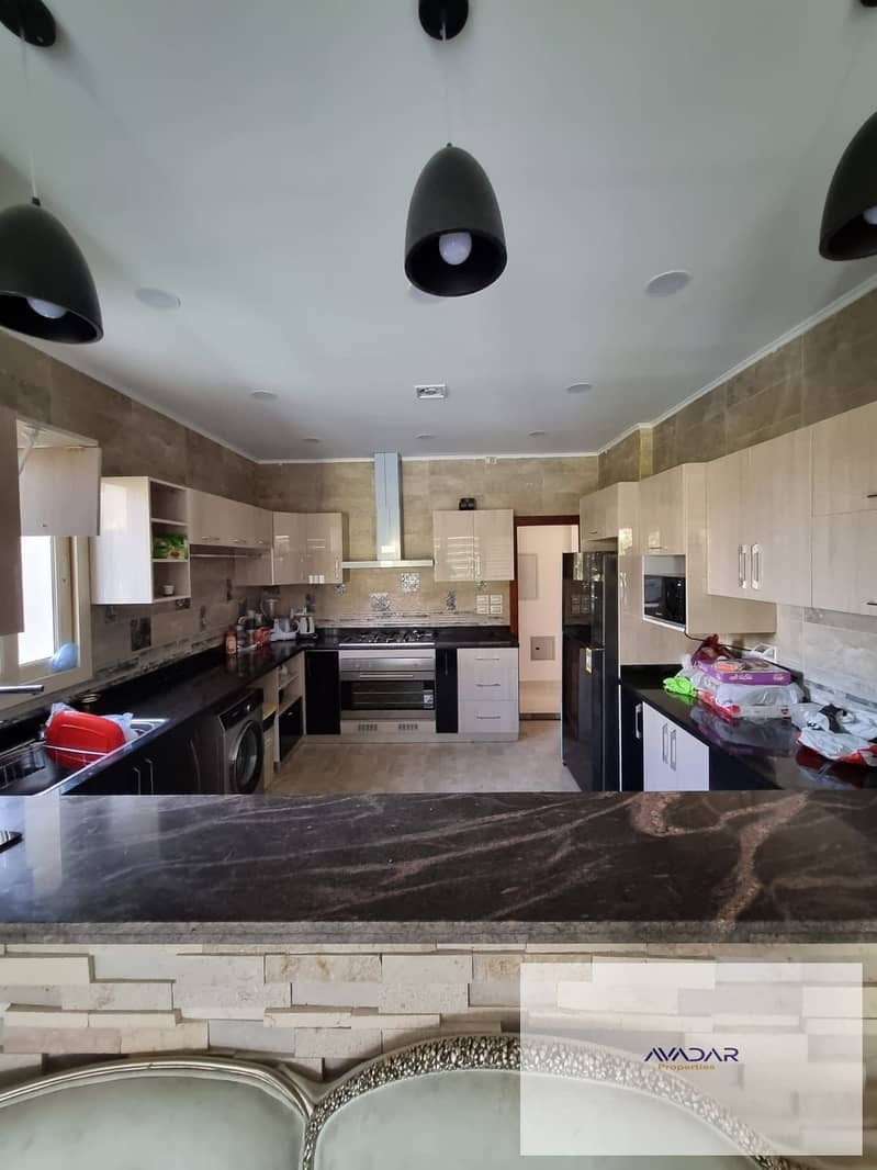 27 c102eac3-fed6-4263-9b29-974ac88577c0. jpg