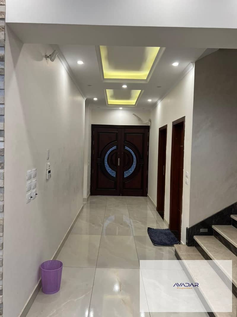 29 d80ef379-b003-4585-a3cd-af6170cc8c99. jpg