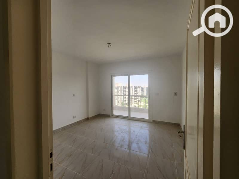 6 WhatsApp Image 2025-12-12 at 19.48. 18_61fe1782. jpg