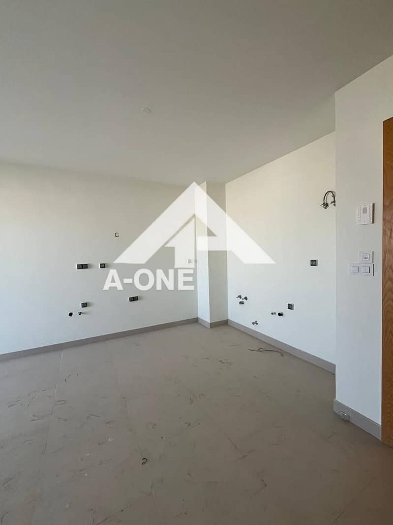 9 e70fd7d9-b80d-4489-8ba0-f1dab1b04376. jpg