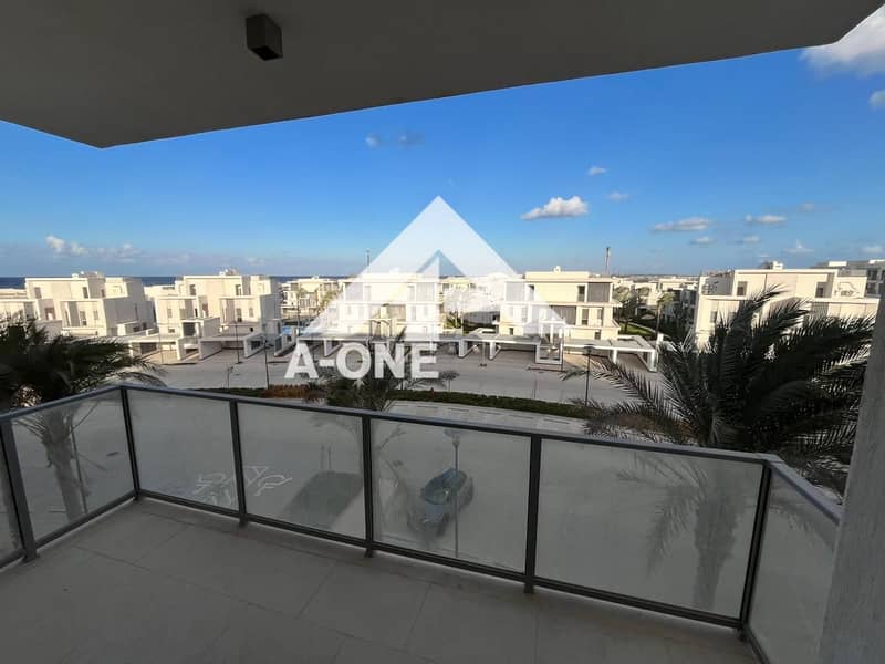 11 25e51351-ec17-424f-aa80-82438cfdc43c. jpg