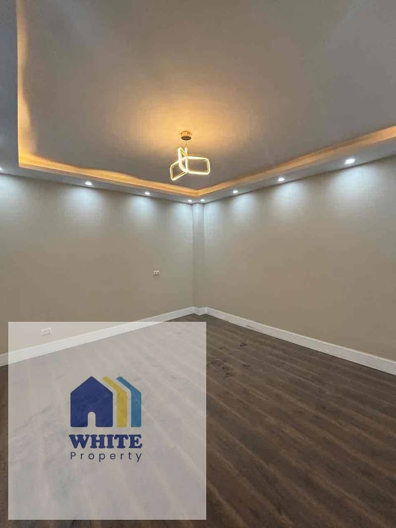 9 0e5051d5-c775-47b9-9958-3199a10b5ff9. jpg