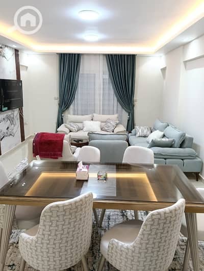 شقة 3 غرف نوم للايجار في مدينة نصر، القاهرة - IMG-20251207-WA0471. jpg