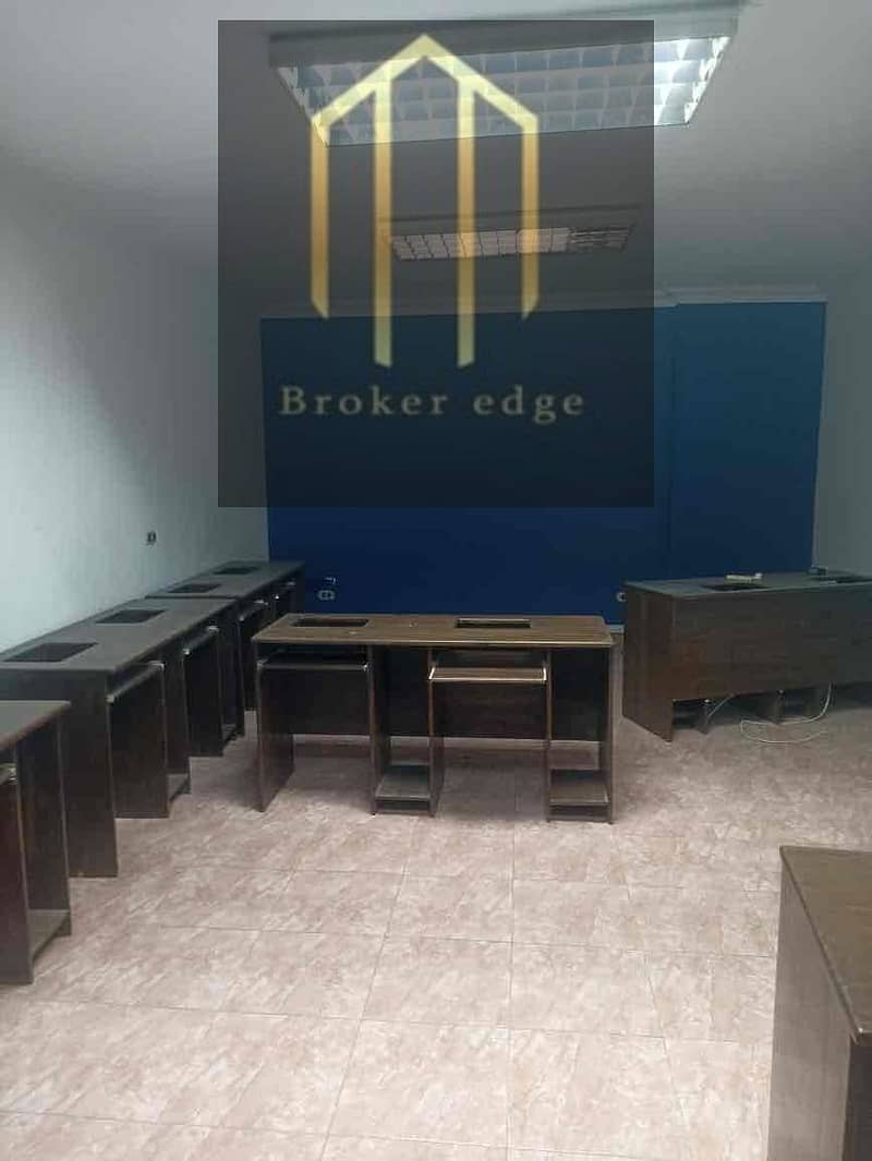 2 c3dcbbc0-22dd-41cf-8254-d6bb5cbc014f. jpg