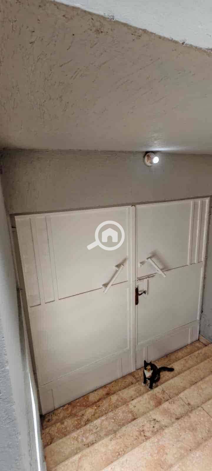 5 f3c32c7d-59d3-48f4-a0b0-782e7b0c03eb. jpg