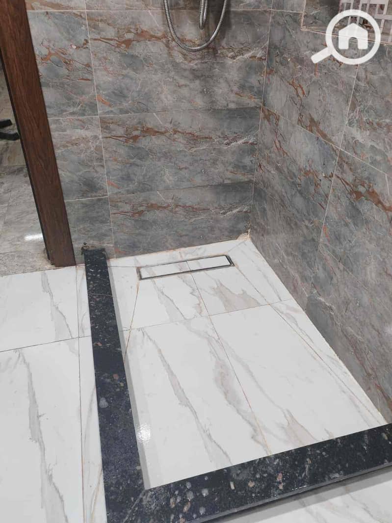 16 993d7317-9a35-43b4-9b00-093a3adbd699. jpg