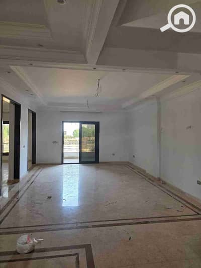 فیلا 4 غرف نوم للايجار في مدينة الشروق، القاهرة - FB_IMG_1758857696288. jpg