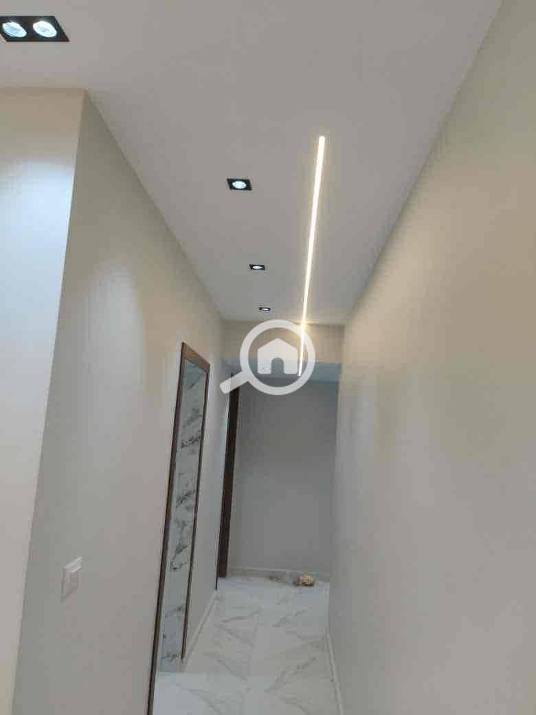 7 9b2bbf80-7090-41cc-aaed-2377c51b95c6. jpg