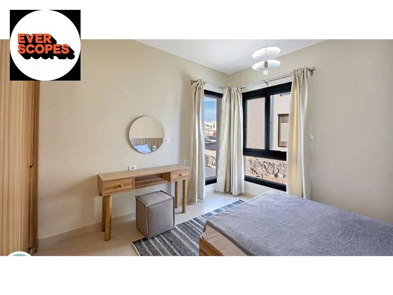 6 558910727_2220325485132521_3786534774640485510_n. jpg