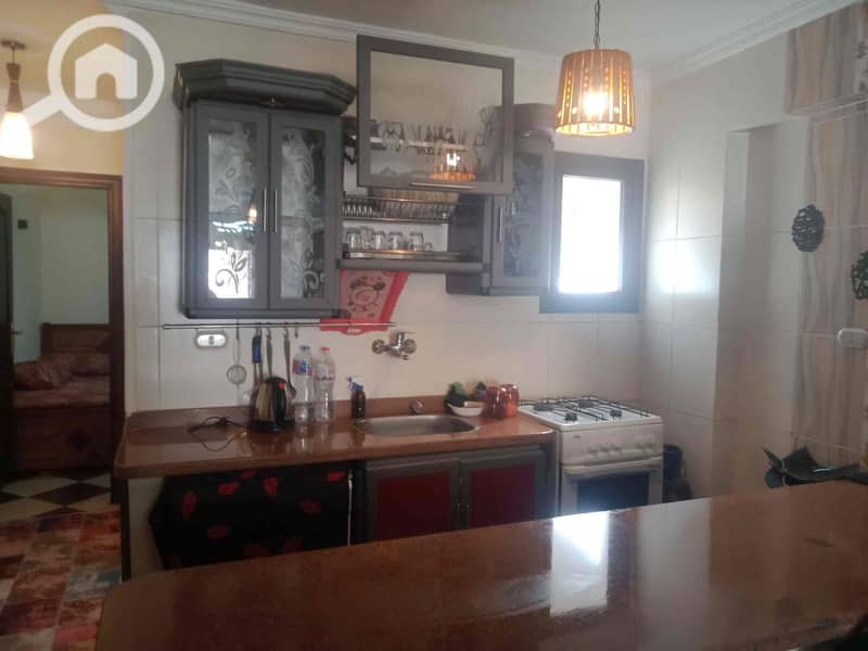 4 f842f6ba-c13c-4058-a847-19a4550065d9. jpg