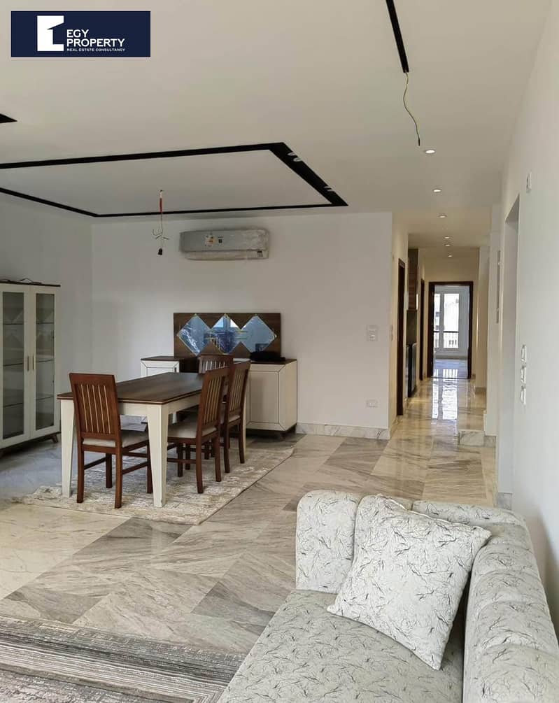 4 WhatsApp Image 2025-12-15 at 14.10. 13_ba1d5c51. jpg