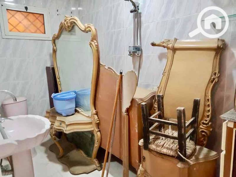 9 fd8d9d37-2b91-469c-bd40-ef71013c4e94. jpg