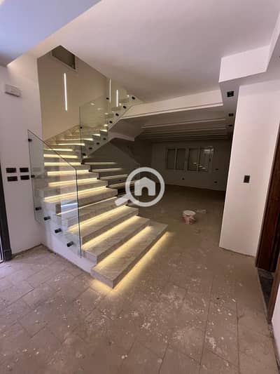 فیلا 5 غرف نوم للايجار في القاهرة الجديدة، القاهرة - WhatsApp Image 2025-12-14 at 2.34. 14 PM. jpeg