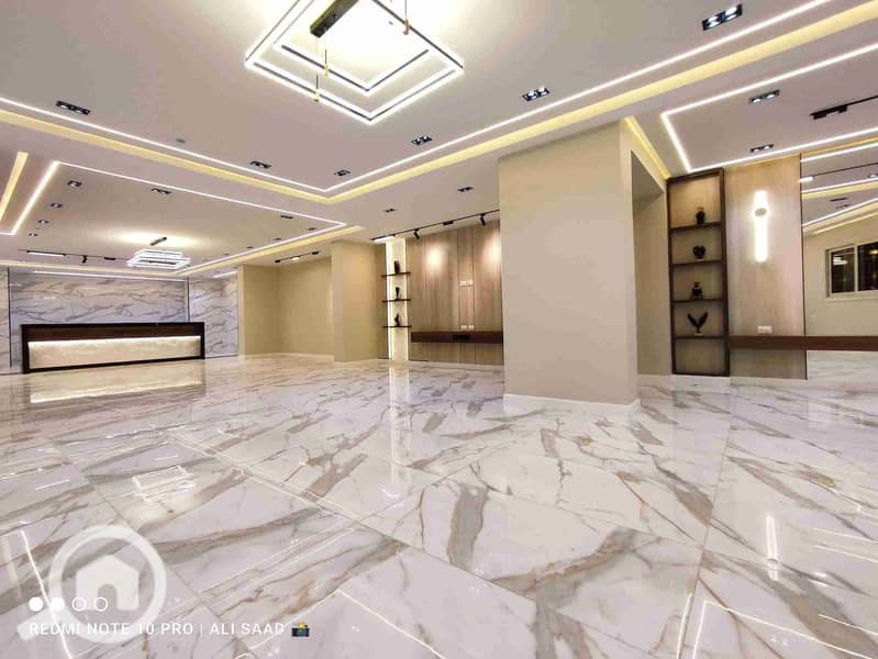 1000667081. jpg 1000667081. jpg