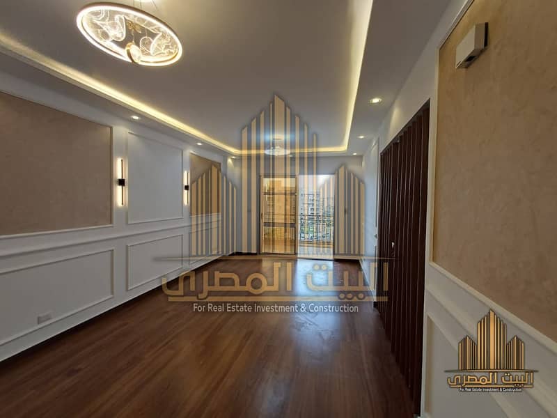 3 U374708 (23). jpeg