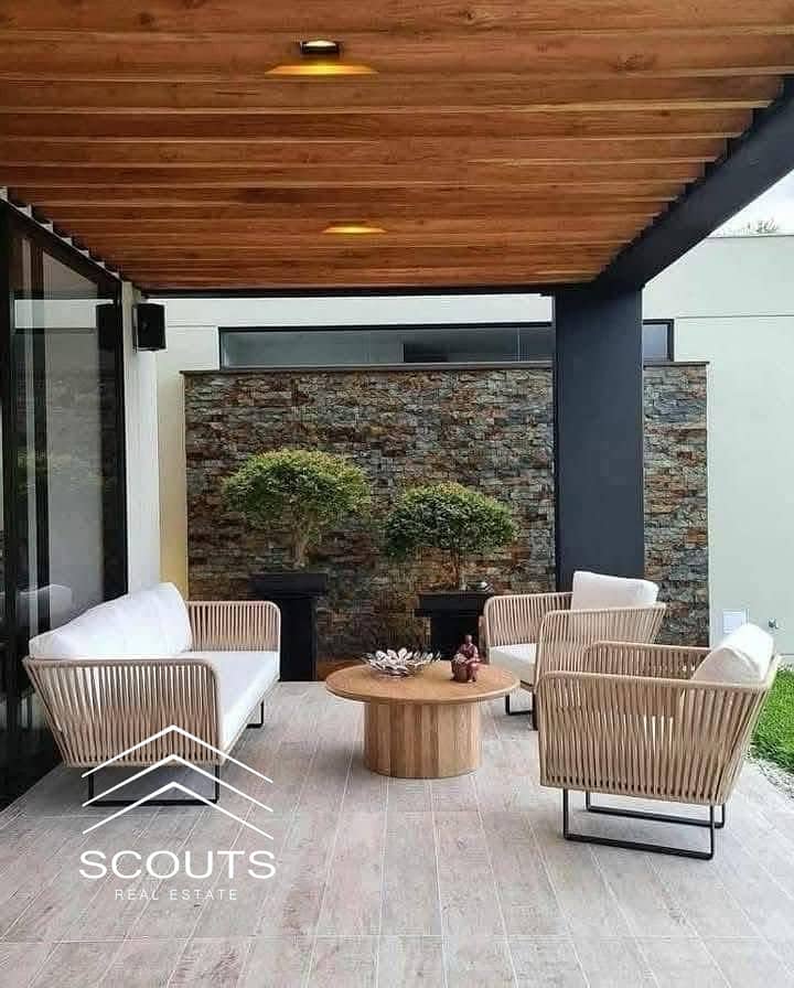 7 b9f1f029-1aae-4f42-8cfc-6a2125931c96. jpeg