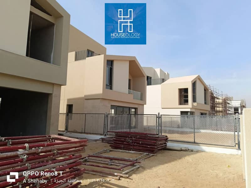 5 WhatsApp Image 2025-12-14 at 16.52. 24 (1). jpeg