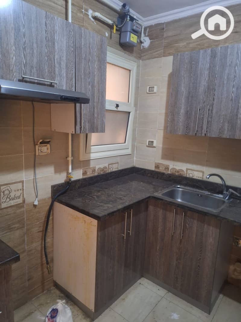 4 124f47d8-0380-4cab-a2be-8387b8d62769. jpeg