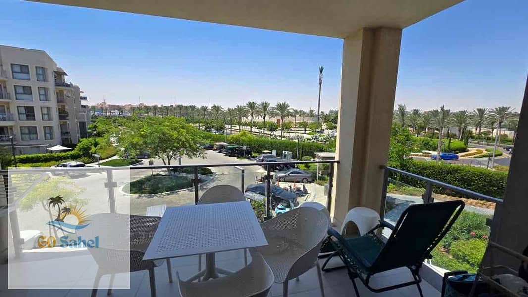 4 d0532737-b4a0-48c4-b211-fc72c907f1a3. jpg