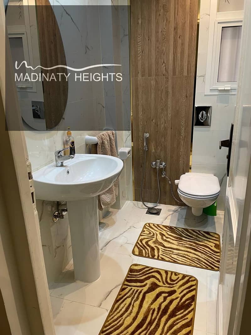 8 WhatsApp Image 2025-12-15 at 19.59. 29_90d4930d. jpg