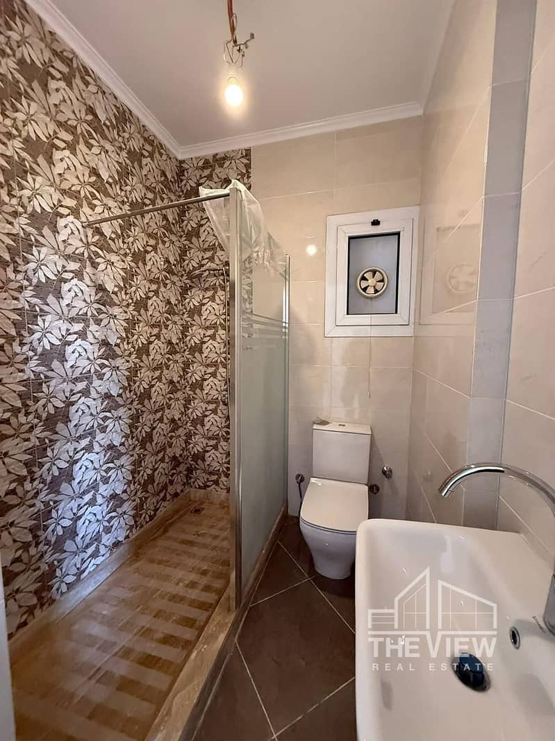 7 WhatsApp Image 2025-10-09 at 23.40. 53_17d3dc5e. jpg