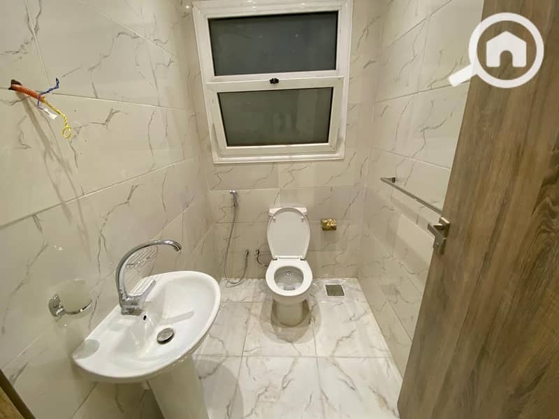 11 IMG-20251215-WA0079. jpg