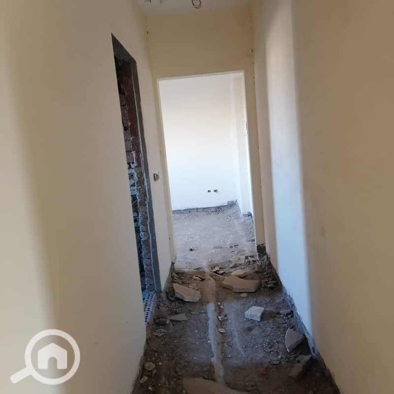 2 WhatsApp Image 2025-12-15 at 22.35. 59_edb49e8c. jpg