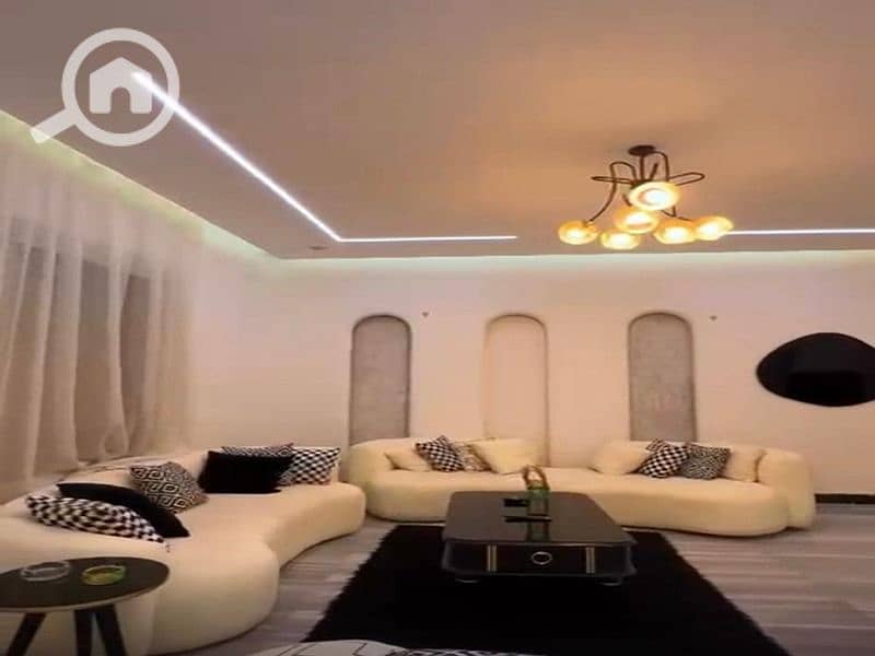 2 47bcbb2a-519a-44ce-96be-6d8db0f800ab. jpg