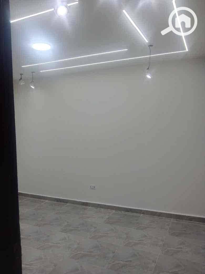 3 de4b11cc-3272-43c6-af35-0b36d088af9c. jpg