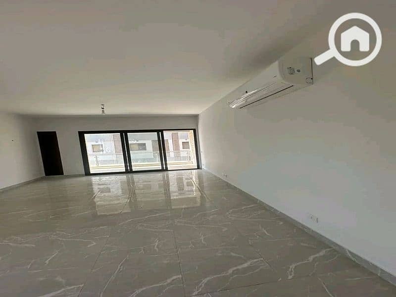 2 93dc79eb-adb0-4a7b-ace4-69d79f184c40. jpg