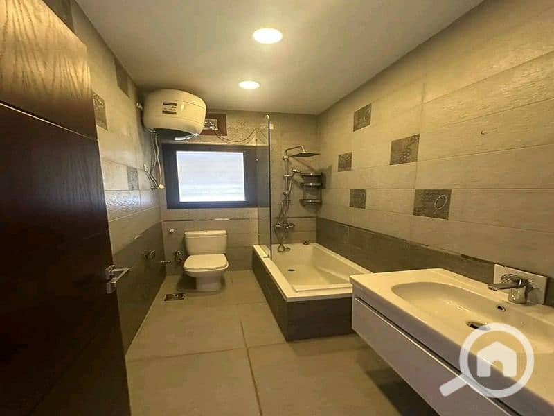 10 4adcd474-e807-4636-a65b-041738bda5ea. jpg