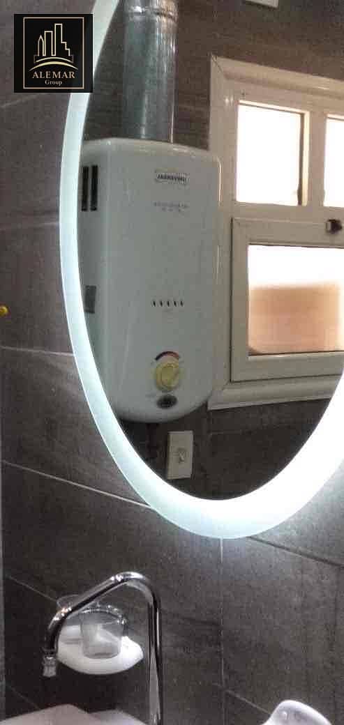 16 fcd5dfd3-8195-47c8-8b74-7319c2edcb44. jpg