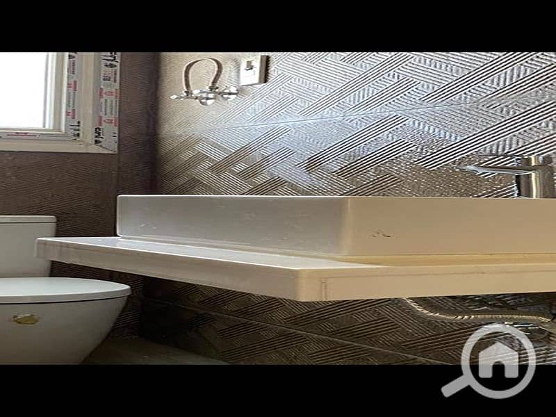 10 918c2de8-5f35-4cda-9603-871de9eba4df. jpg