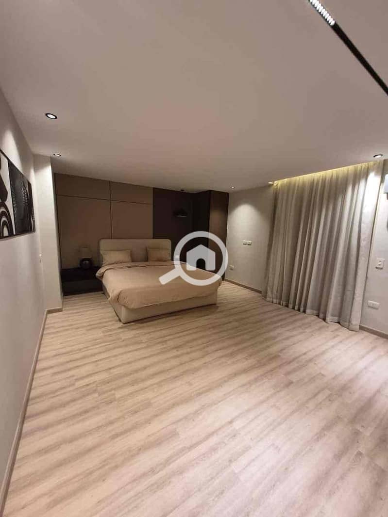 23 d2f59ae7-37a8-48ff-94f6-d8916ecee493. jpg