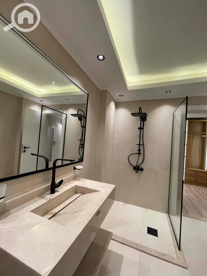 25 e3d7c4cf-ee6b-4851-9335-056190f68450. jpg