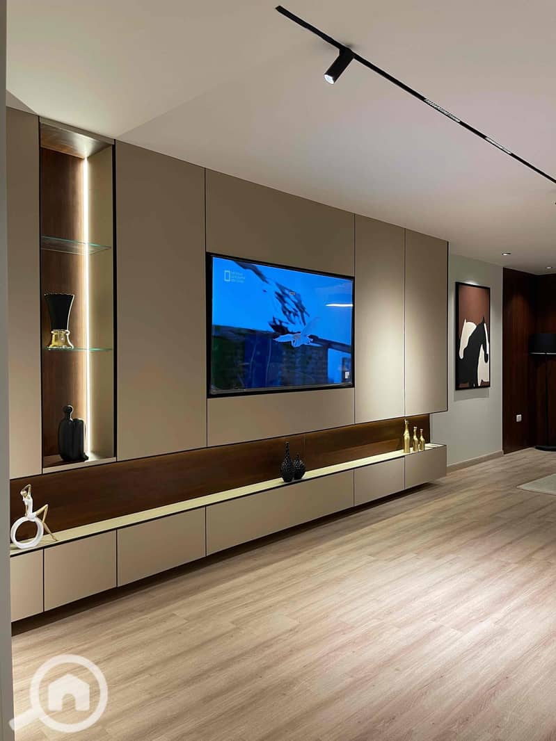 26 5ad1edf5-381d-4db3-a9c5-2a89d1b73f53. jpg