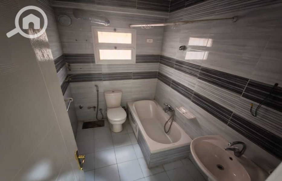 10 WhatsApp Image 2025-12-07 at 12.52. 43 PM (2). jpeg