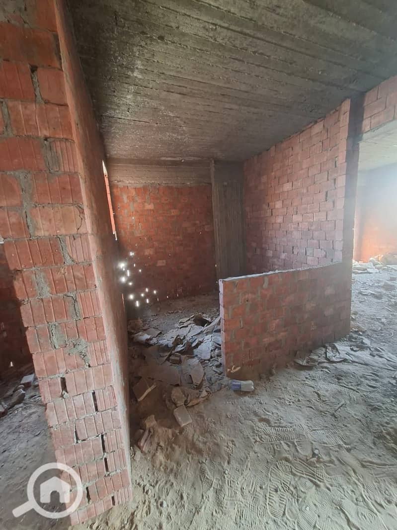 6 WhatsApp Image 2025-12-16 at 04.15. 39_936878fe. jpg