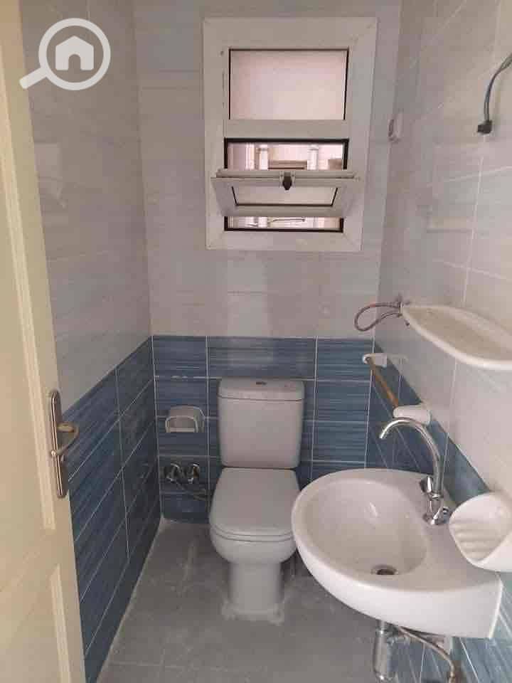 6 d83cea5f-e3ed-4c88-bae0-c3c59b215649. jpg