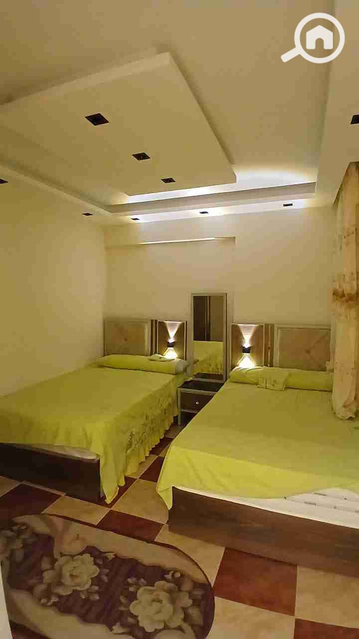 1000073584. jpg 1000073584. jpg