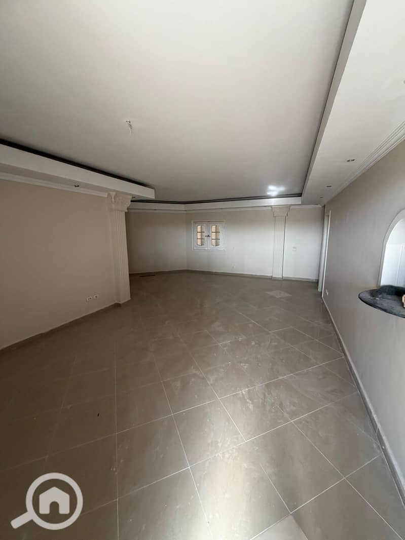 2 49c6d41c-2b6b-42dc-ab8c-2647c20983a9. jpeg