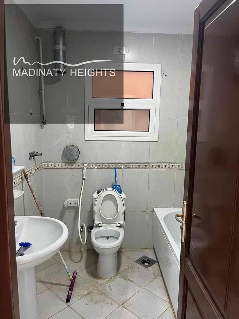 7 fd6d29ed-8120-49c5-ab80-31d72ee0bf2e. jpg