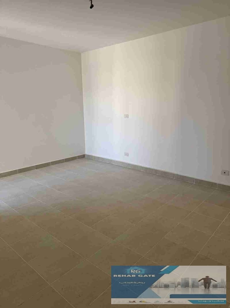 1000056130. jpg 1000056130. jpg